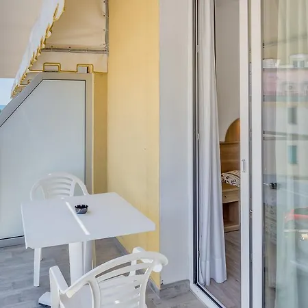 Otel Austria 3*